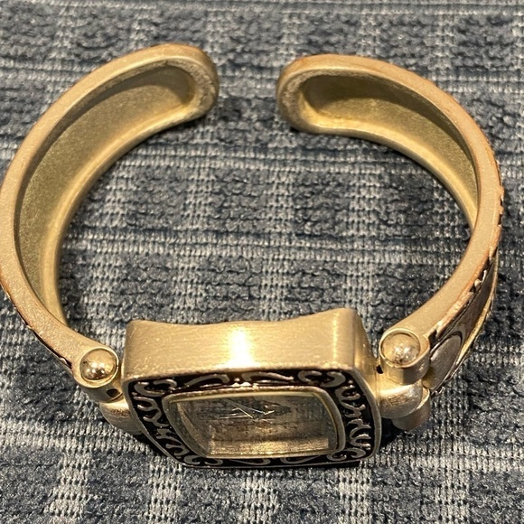 Vintage watch by Diane Balit Handpainted - Picture 6 of 11